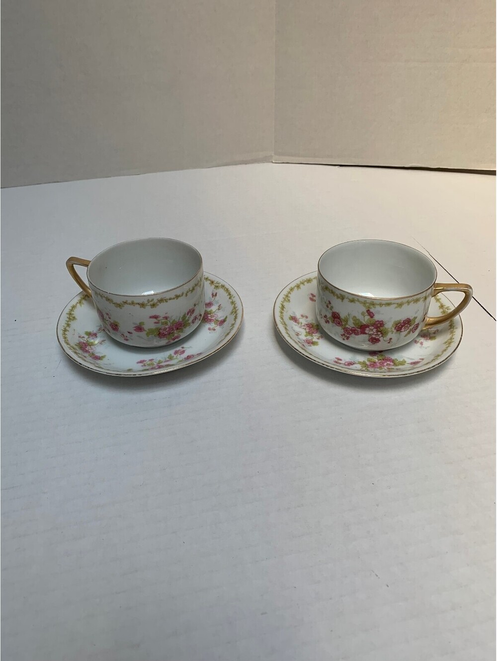 Vintage Victoria Austria Pattern 223 or VT0223 Pink Rosebuds 2 Sets
